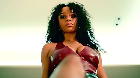 Pic: Siena Kelly in Domino Day (2024)