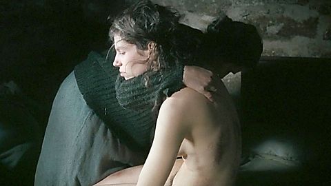 Pic: Anja Plaschg in The Devil's Bath (2024)