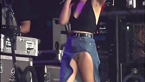 Pic: Maren Morris in Willie Nelson's 4th of July Picnic (2024)