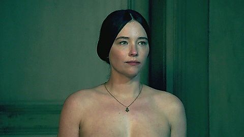 Pic: Haley Bennett in Widow Clicquot (2024)