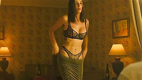 Pic: Geena Román in Eva & Nicole (2024)