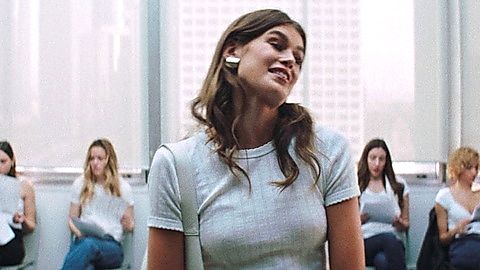 Pic: Kaia Gerber in Shell (2024)