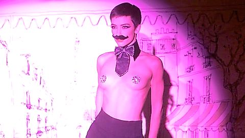 Pic: Mary-Grace Dolbel in Emily in Paris (2020)