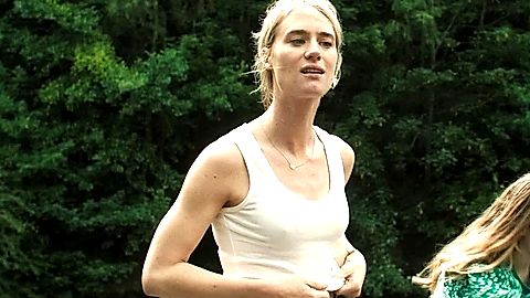 Pic: Mackenzie Davis in Speak No Evil (2024)