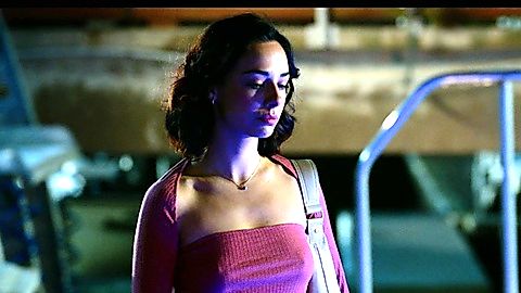 Pic: Fiona Palomo in Outer Banks (2020)