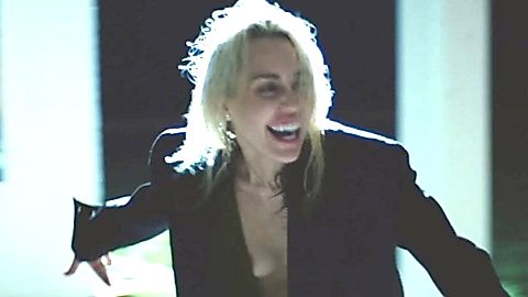 Pic: Miley Cyrus in Flowers (2023)