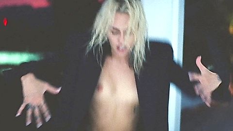 Pic: Miley Cyrus in Flowers (2023)
