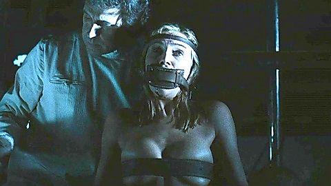 Pic: Isabelle Van Waes in FearDotCom (2002)
