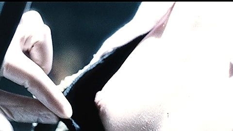 Pic: Isabelle Van Waes in FearDotCom (2002)