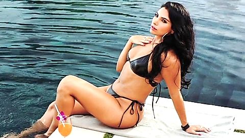 Pic: Constanza Palavecino in 1 Million Followers (2024)
