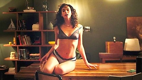 Pic: Bruna Marquezine in Benefits with Friends (2024)