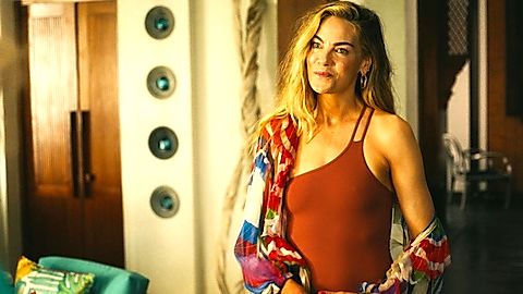 Pic: Michelle Monaghan in The White Lotus (2021)