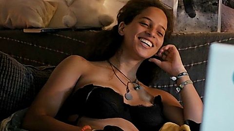 Pic: Melissa Irowa in Lovecut (2020)