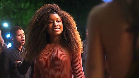 Pic: Pâmela Morais in Benefits with Friends (2024)