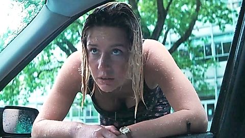 Pic: Adèle Exarchopoulos in Beating Hearts (2024)