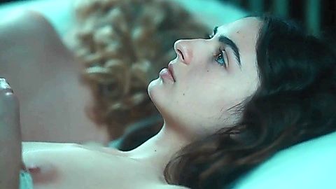 Pic: Tecla Insolia in The Art of Joy (2024)