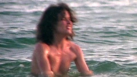 Pic: Gloria Upson in Cheerleaders Beach Party (1978)