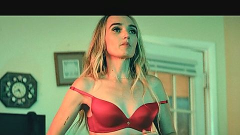 Pic: Chloe Fineman in Summer of 69 (2025)