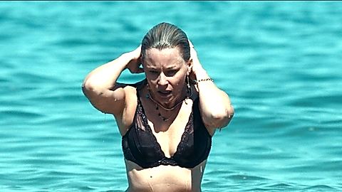 Pic: Elizabeth Banks in The Better Sister (2025)