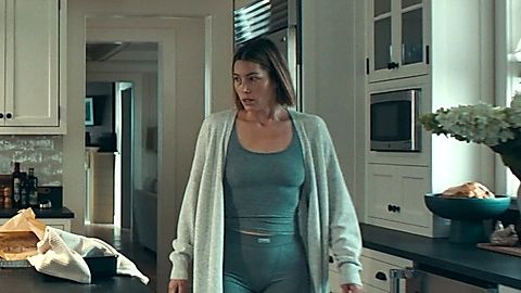 Pic: Jessica Biel in The Better Sister (2025)