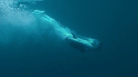 Pic: Émilie Dequenne in Survive (2024)