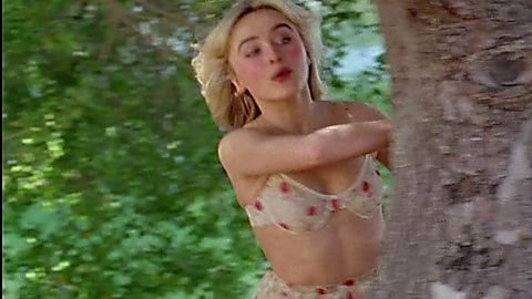 Pic: Sabrina Carpenter in Manchild (2025)