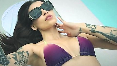 Pic: Roxette Arisa Howe in (Iconic) (2024)