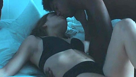 Pic: Malou Khebizi in Young Millionaires (2025)