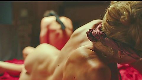 Pic: Svenja Jung in Naked (2025)