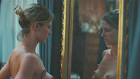 Pic: Svenja Jung in Naked (2025)