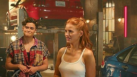 Pic: Madelaine Petsch in Maintenance Required (2025)
