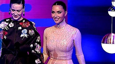 Pic: Kim Kardashian in The Graham Norton Show (2007)