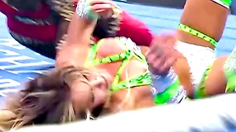 Pic: Ashley Fliehr in WWE SmackDown (1999)