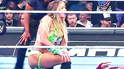 Pic: Ashley Fliehr in WWE SmackDown (1999)