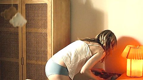 Pic: Diane Kruger in Little Disasters (2025)