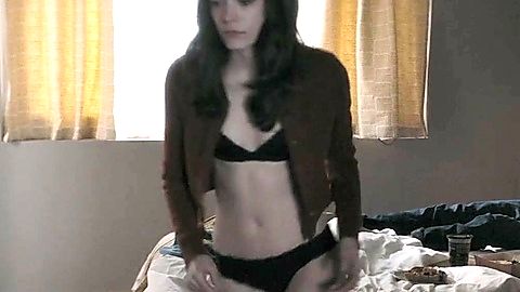 Pic: Stacy Martin in Lovers (2021)