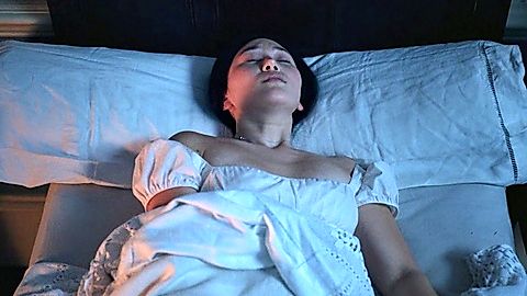 Pic: Yerin Ha in Bridgerton (2020)