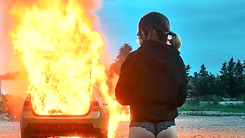 Pic: Rebecca Marder in Cash Queens (2026)