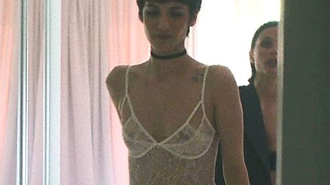 Pic: Olivia Nuss in Animal Love (2026)