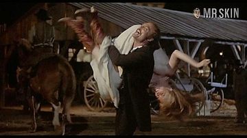 Doc1971-FayeDunaway-MrSkin-HD-01_large_thumbnail_3_override.jpg?quality=80&1670935364&width=360&s=4eb700f0f3703662fb8586fadcc23b9b9b899528f82f81e0da9e8e57e45830d0