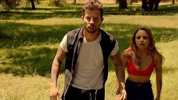 AmericanHorrorStory-07x01-Carrero-HD-01_large_thumbnail_3_override.jpg?quality=80&1715724702&width=360&s=ccba8eb93a4c05188641defdfb89201685ad03abd98ae02468d88eaf5cbd0f02