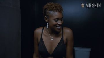 Insecure1x05 br rae hd 02 large 1