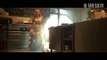 See Jennifer Lopez Nude | Jennifer Lopez Naked | Mr. Skin