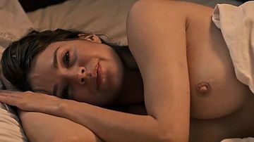 Moynali kiyimlardagi qizlarning chiroyli fotosuratlari