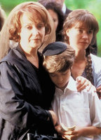 Title: Nés de la mère du monde (2002)